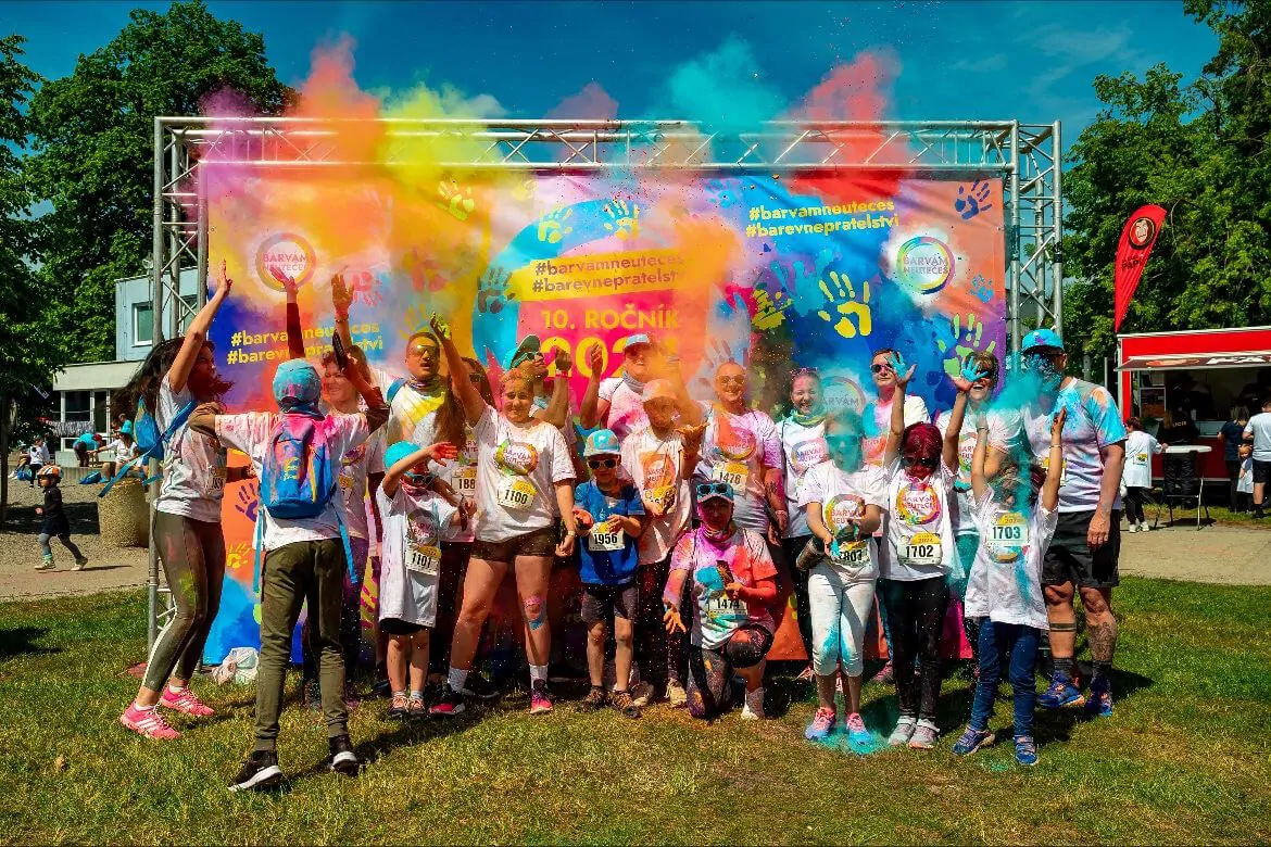 Barvám neutečeš